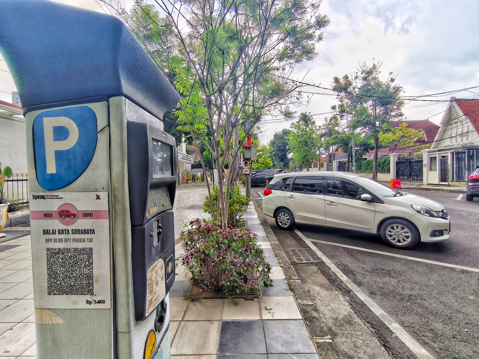 DPRD Surabaya Soroti Digitalisasi Parkir Surabaya, Infrastruktur Harus Siap!