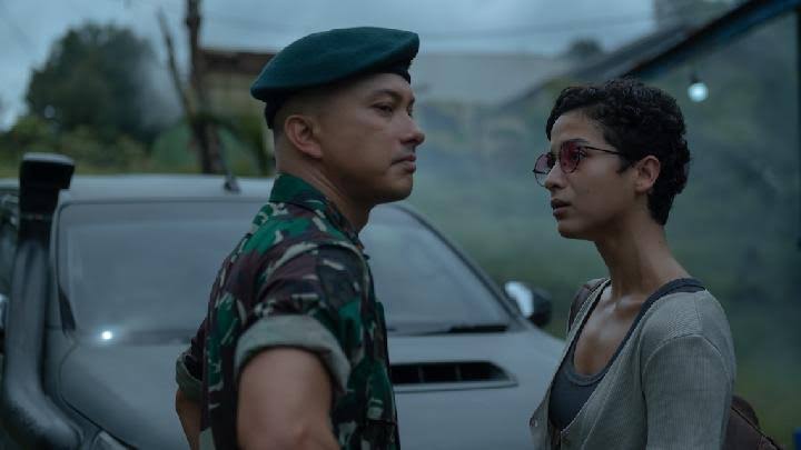 Sinopsis Film Netflix Kabut Berduri, Dibintangi Putri Marino dan Nicholas Saputra