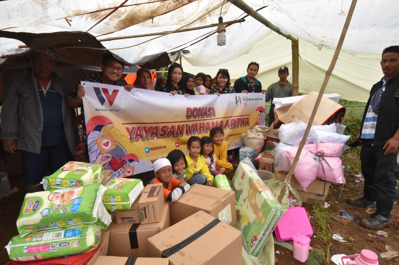 Yayasan Wahana Artha Bergerak Untuk Hapus Air Mata Pengungsi Gempa Cianjur