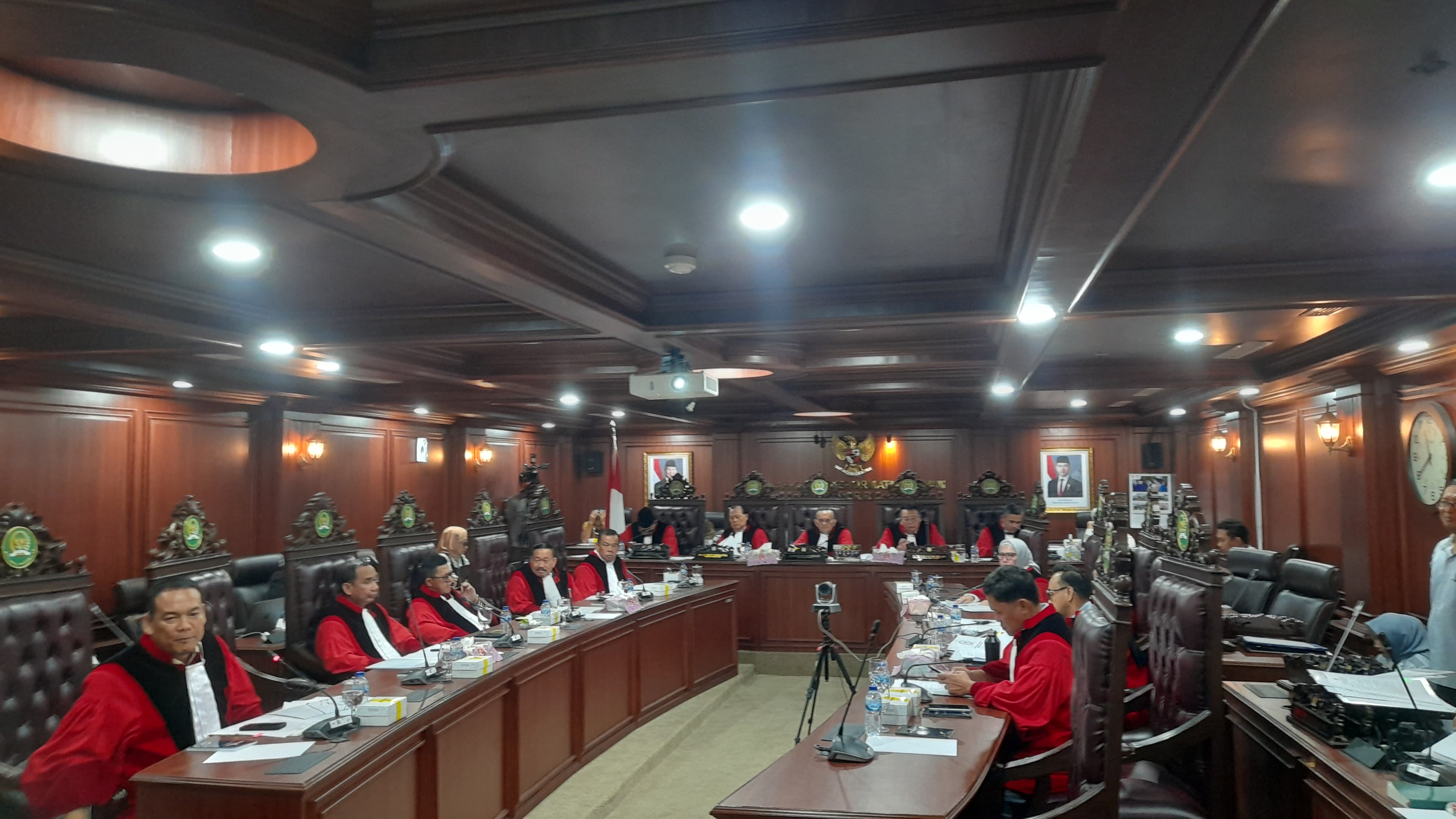 MKD Beberkan Dugaan Pelanggaran Etik Sahroni Cs, Ini Rinciannya