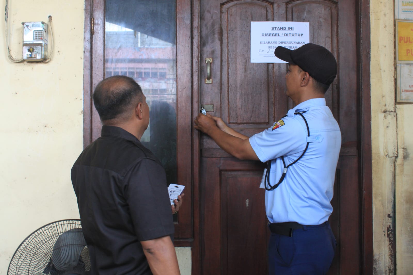 Stan PD Pasar Surabaya Jadi Kos-kosan, 53 Stan di Bendul Merisi Disegel!