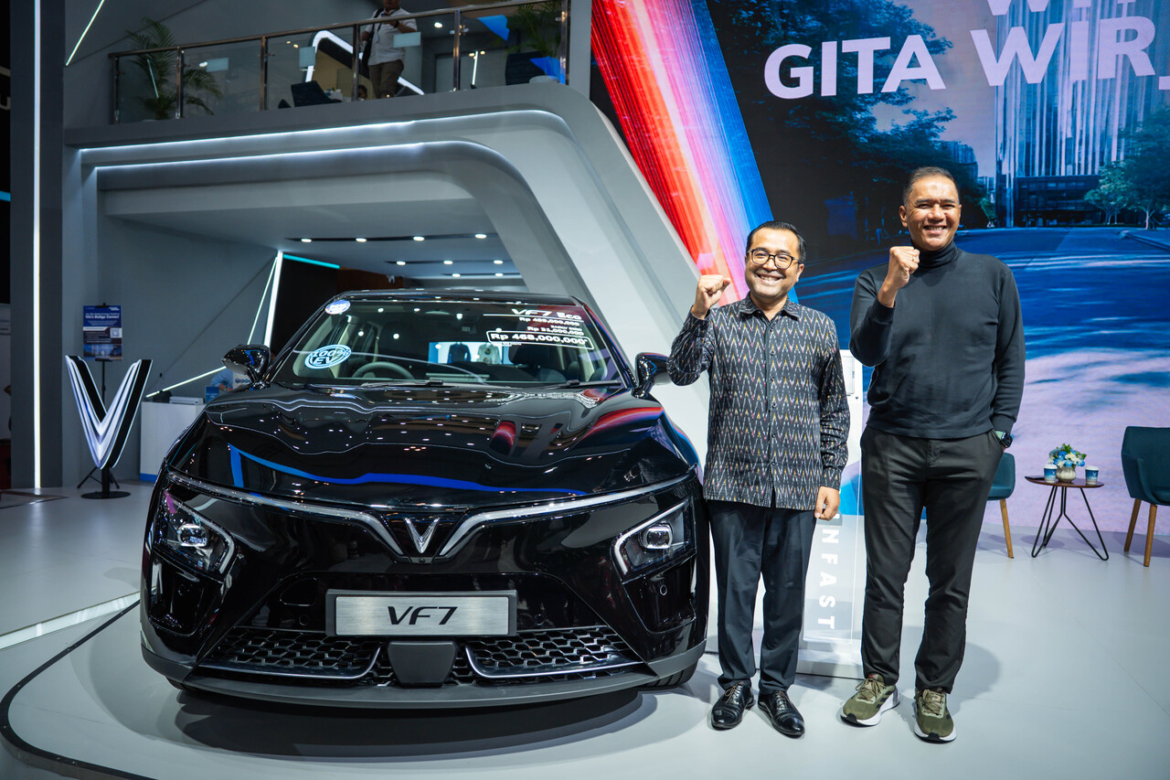 Mengubah Tantangan Jadi Peluang, Komitmen VinFast Bangun Ekosistem EV di Indonesia