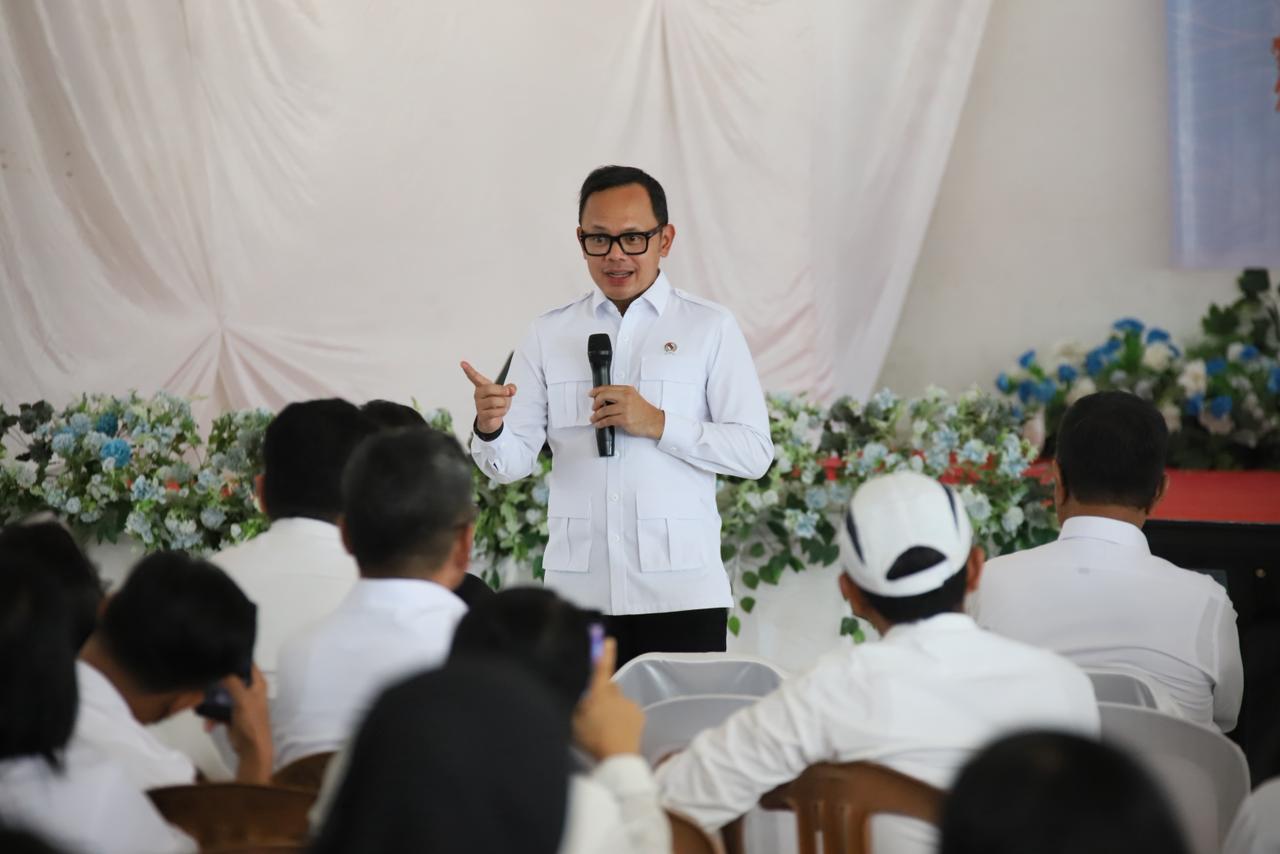 Wamendagri Bima Arya Dorong ASN Kabupaten Poso Junjung Tinggi Integritas