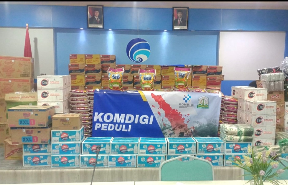 Komdigi Peduli Bentuk Tim Koordinasikan Pengiriman Bantuan Bencana Sumatra