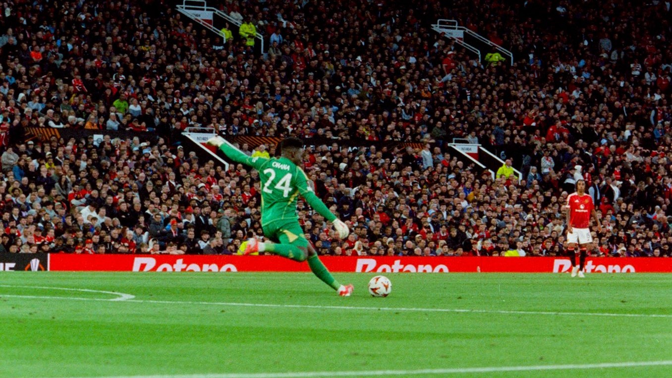 Andre Onana Cedera, MU Andalkan Kiper Cadangan atau Beli Kiper Baru?