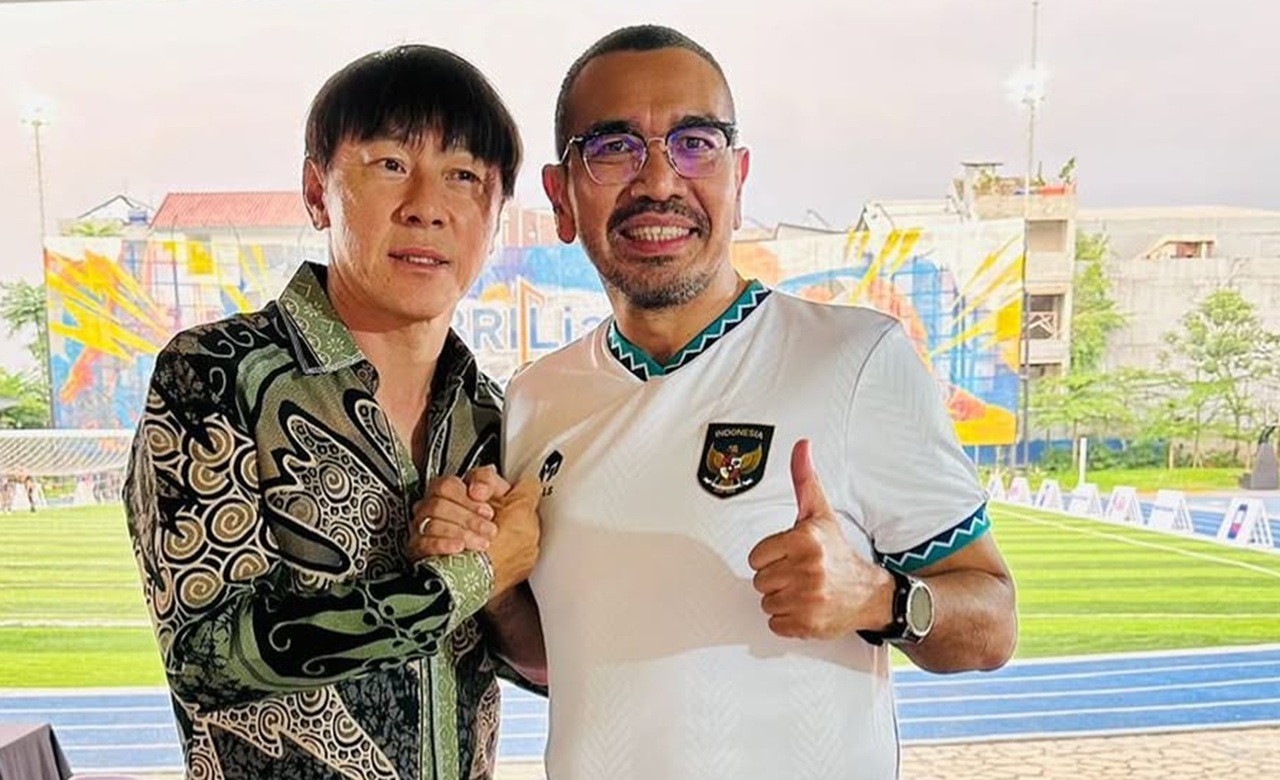 Seksy qoshnilar Playboy video