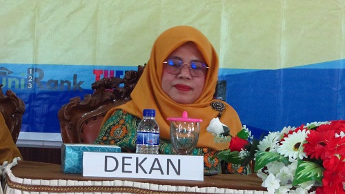 Dorong Kemampuan Mahasiswa Menulis Karya Ilmiah FAH Gelar Pelatihan