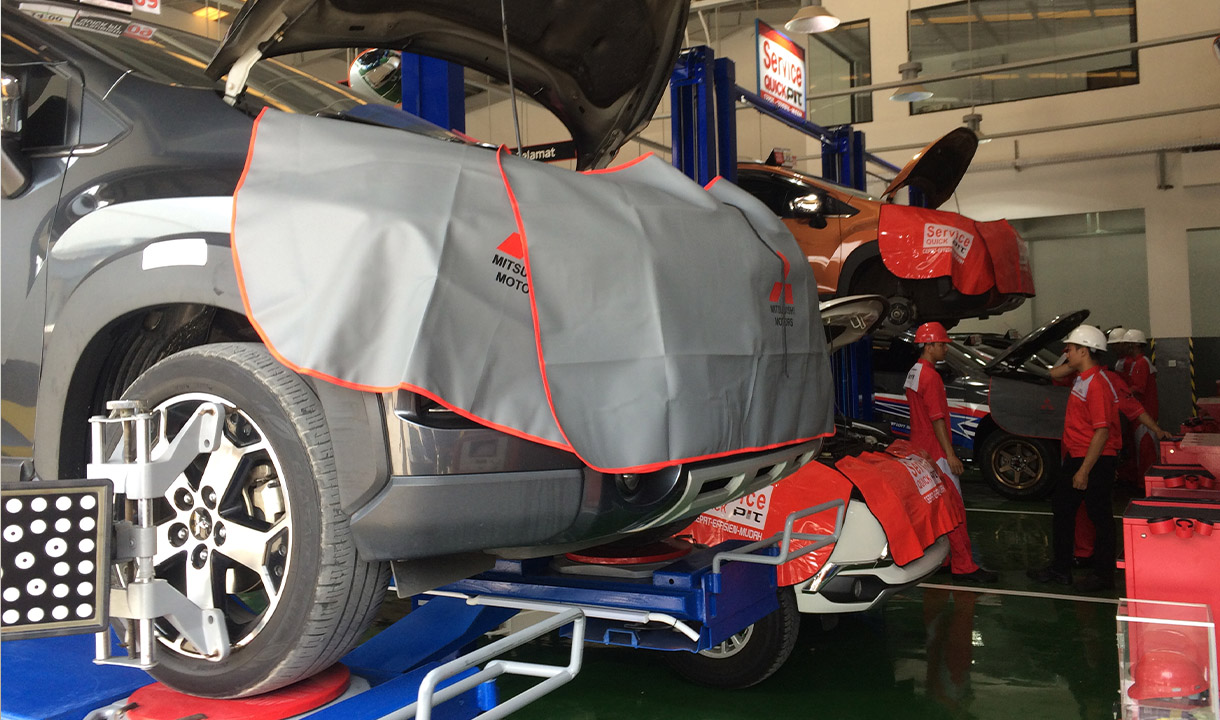 Sambut Periode Libur Akhir Tahun, MMKSI Gelar Beragam Layanan Perawatan Kendaraan Melalui Kampanye Semarak Service Akhir Tahun dan Kilau Tahun Baru