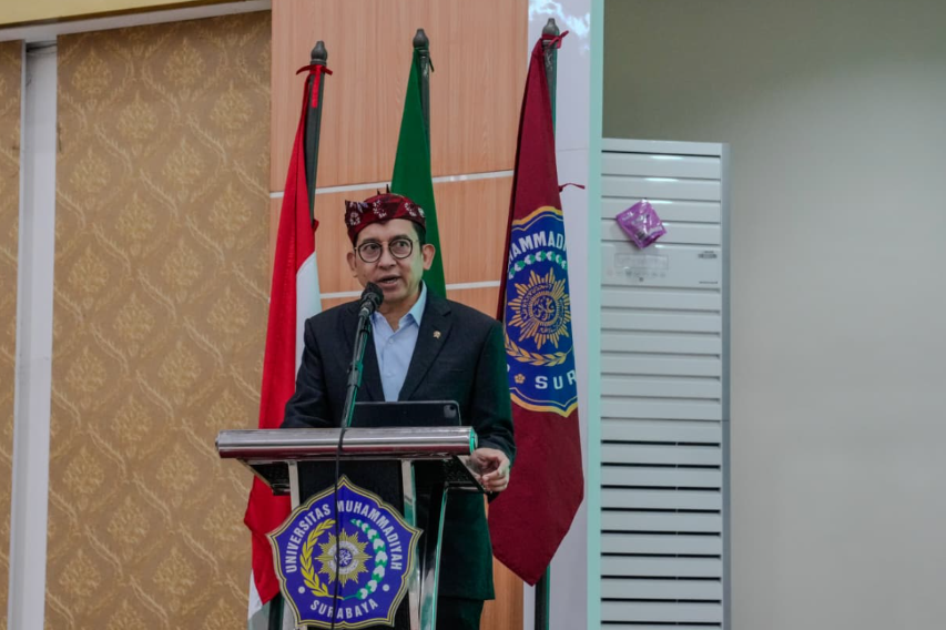 Hadiri Studium Generale Universitas Muhammadiyah Surabaya, Menbud Ingin Universitas Majukan Kebudayaan