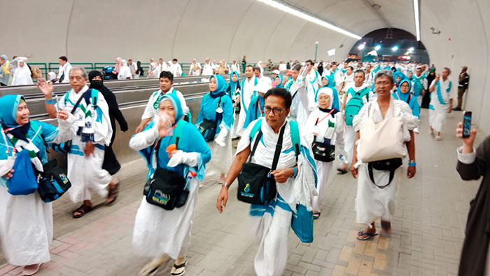 Kemenag Bekukan Izin Travel Umrah yang Terbukti Gagal Kirim Jemaah ke Mekkah: 'Ini Merupakan Penghukuman!'