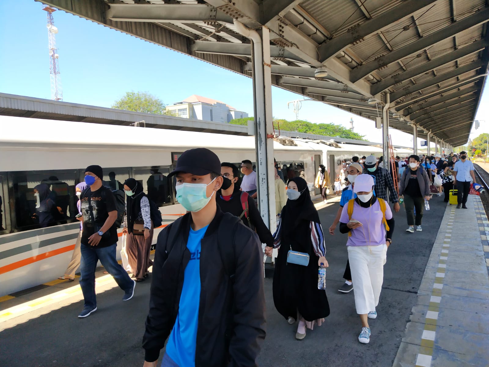 Tunggu Arahan Kemenhub, KAI Bakal Cabut Aturan Wajib Masker Bagi Penumpang Kereta Api