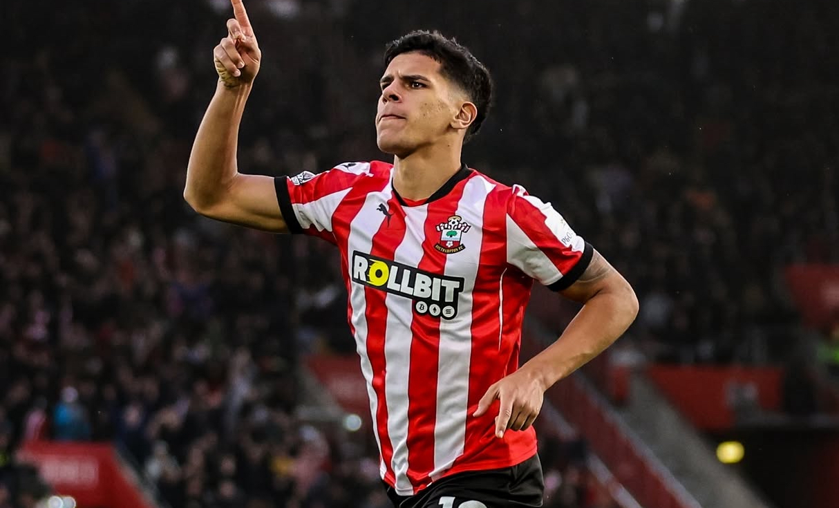 Bukan Carlos Baleba: Amorim Ingin Manchester United Rekrut Gelandang Seharga Rp1,3 Triliun