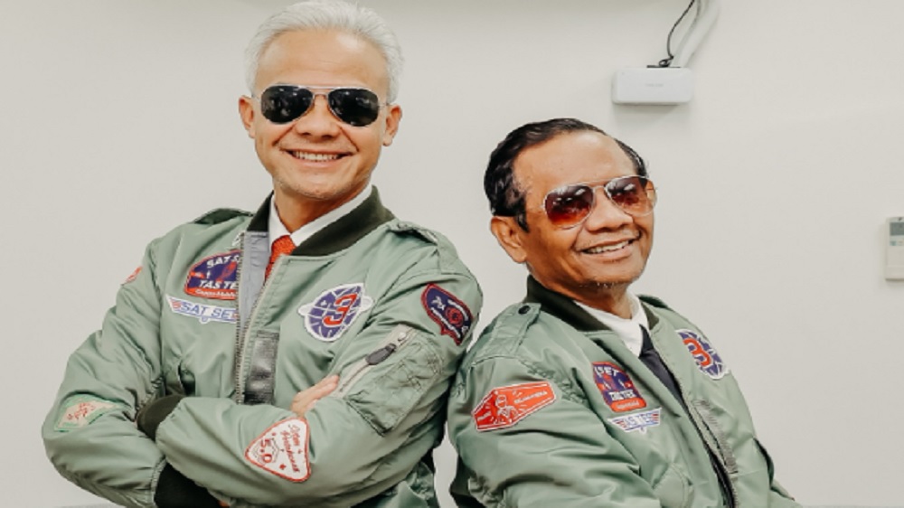 Jaket Bomber Ganjar-Mahfud Ternyata Buatan Brand Lokal Bandung, Mirip Film Top Gun