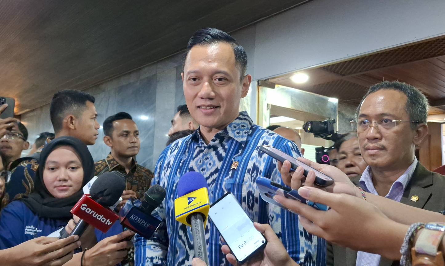 Jokowi Ngebet Prabowo-Gibran Maju Dua Periode, Respons AHY Tak Disangka 