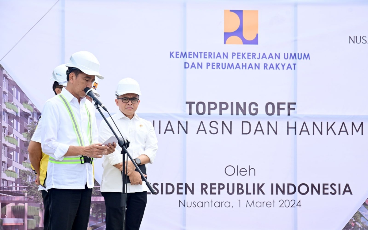 Jokowi Pimpin Seremoni Topping Off Hunian ASN di IKN, Targetkan 47 Tower Rampung Tahun Ini