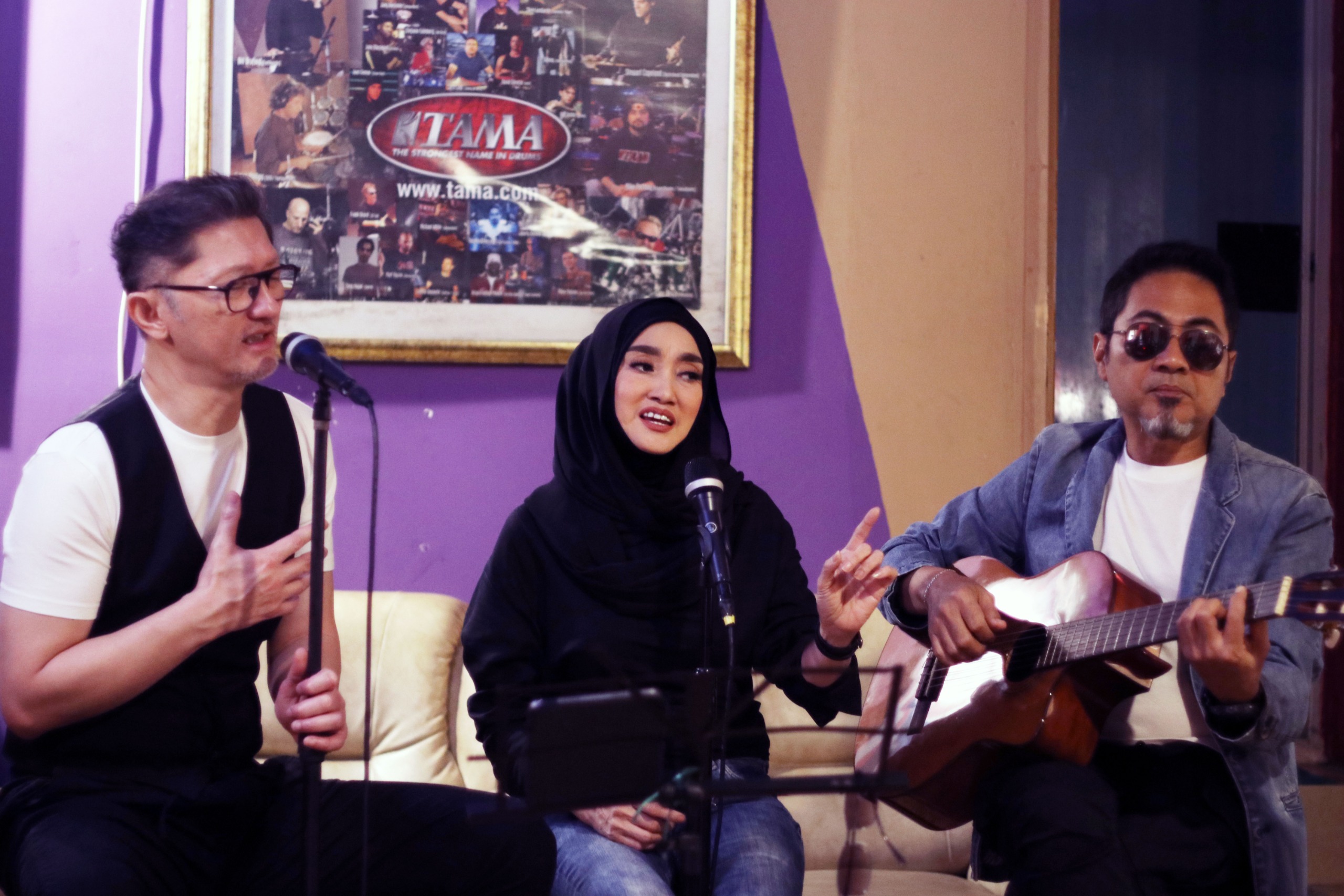 Kolaborasi Musik Lintas Benua, Natasha Pramudita, Marshal ADA Band, dan Alfiano Tamala Rilis 'Lepas'