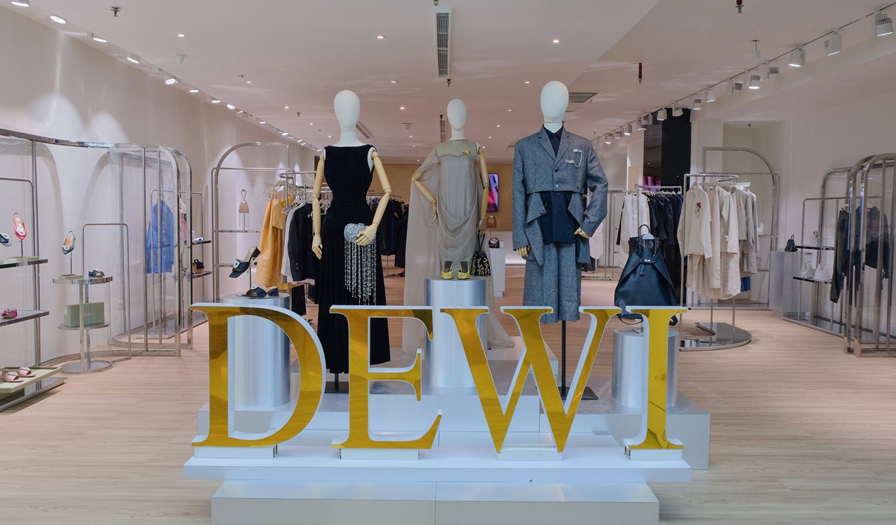 Dewi’s Luxe Market Hadir di Plaza Indonesia, Pamerkan Kreativitas Mode Lokal