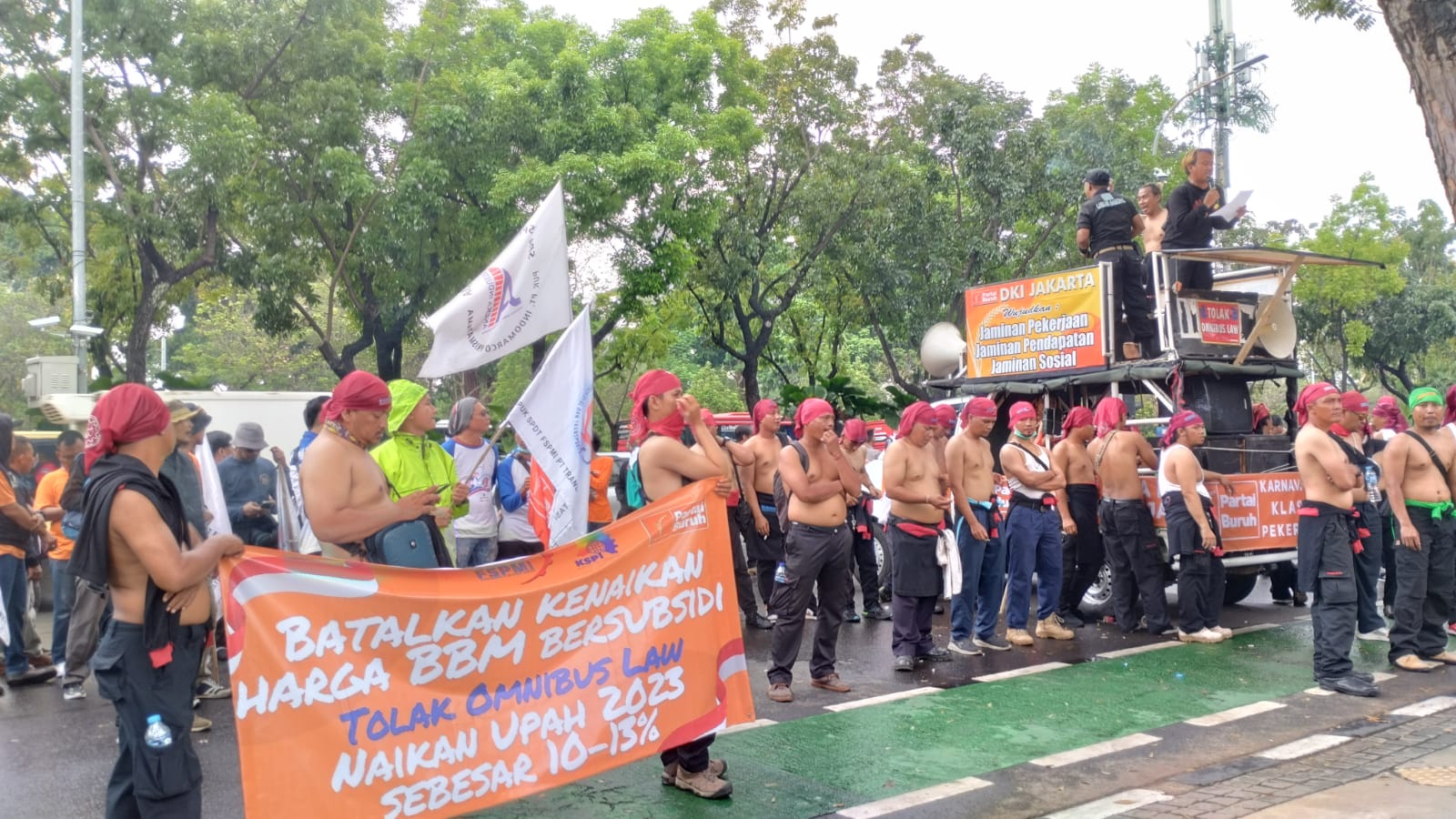 Lakukan Aksi Unjuk Rasa, Inilah Tututan Partai Buruh di Balaikota