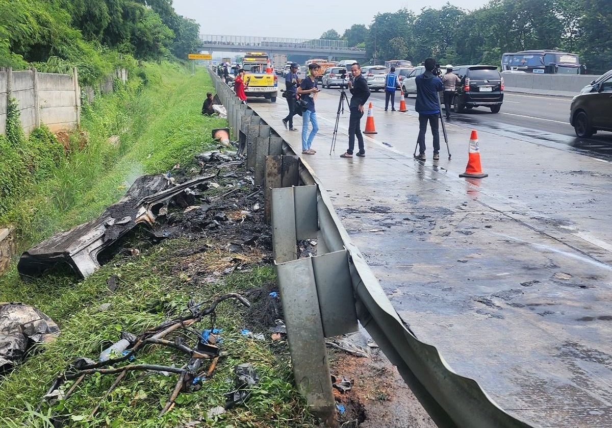 Aksi 'Kejar Target' Sopir GranMax Picu Insiden Kecelakaan Maut KM 58 Tol Japek? KNKT Ungkap Penyebabnya