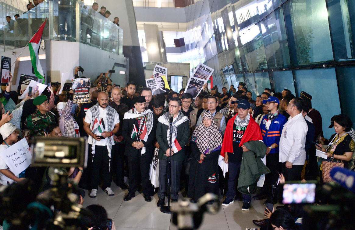 Alhamdulillah 9 WNI yang Ditahan di Israel Tiba di Tanah Air, Menlu Sugiono Desak PBB Bertindak
