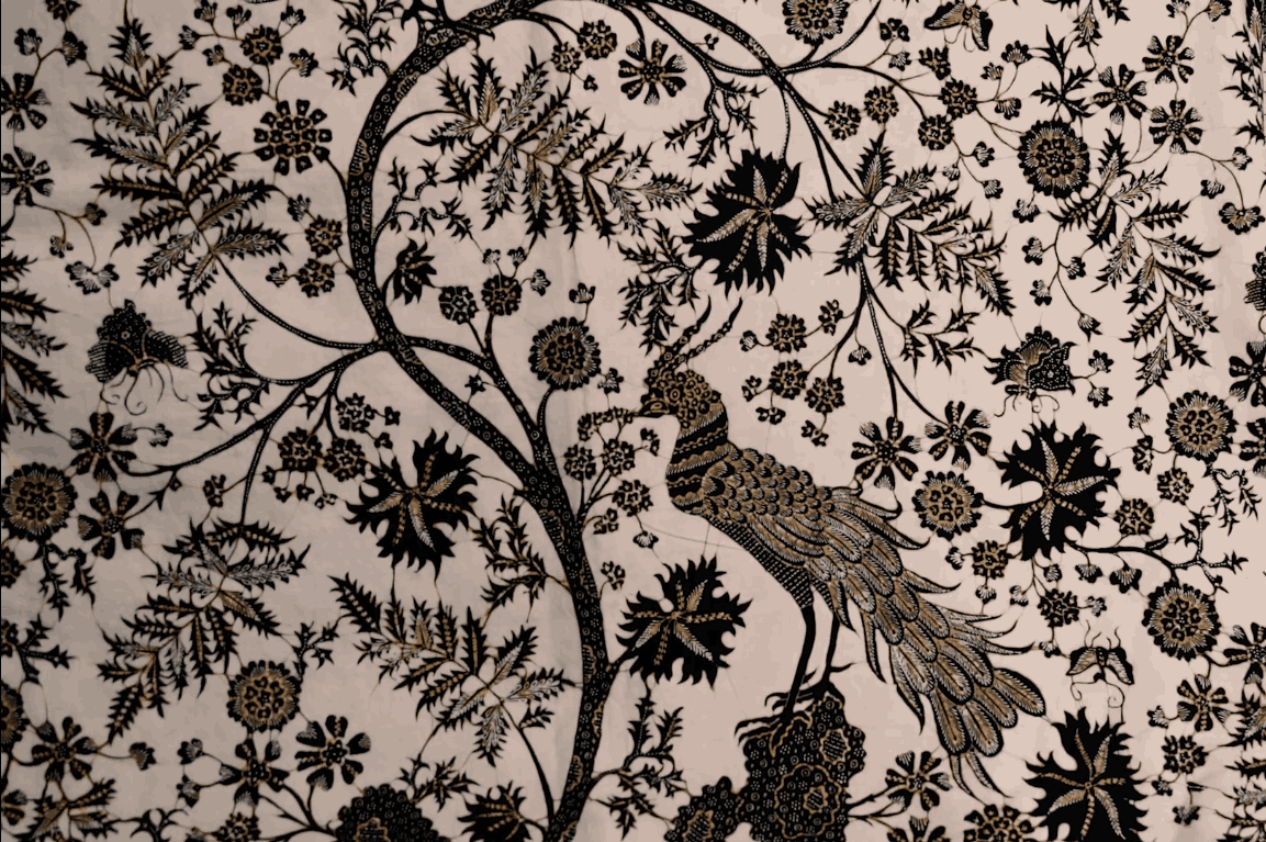 Hari Batik Nasional 2025: Batik Merawit Khas Cirebon Jadi Tema dan Ikon Perayaan