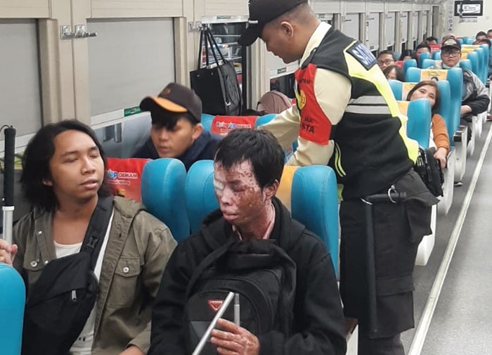 Intip Layanan Ramah Disabilitas di Tiap Stasiun Daop 1 Jakarta, Kursi Prioritas Hingga Lift Khusus