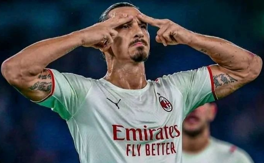 Puncaki Klasmen, Ibrahimovic Siap Pensiun jika AC Milan Raih Gelar Scudetto? 