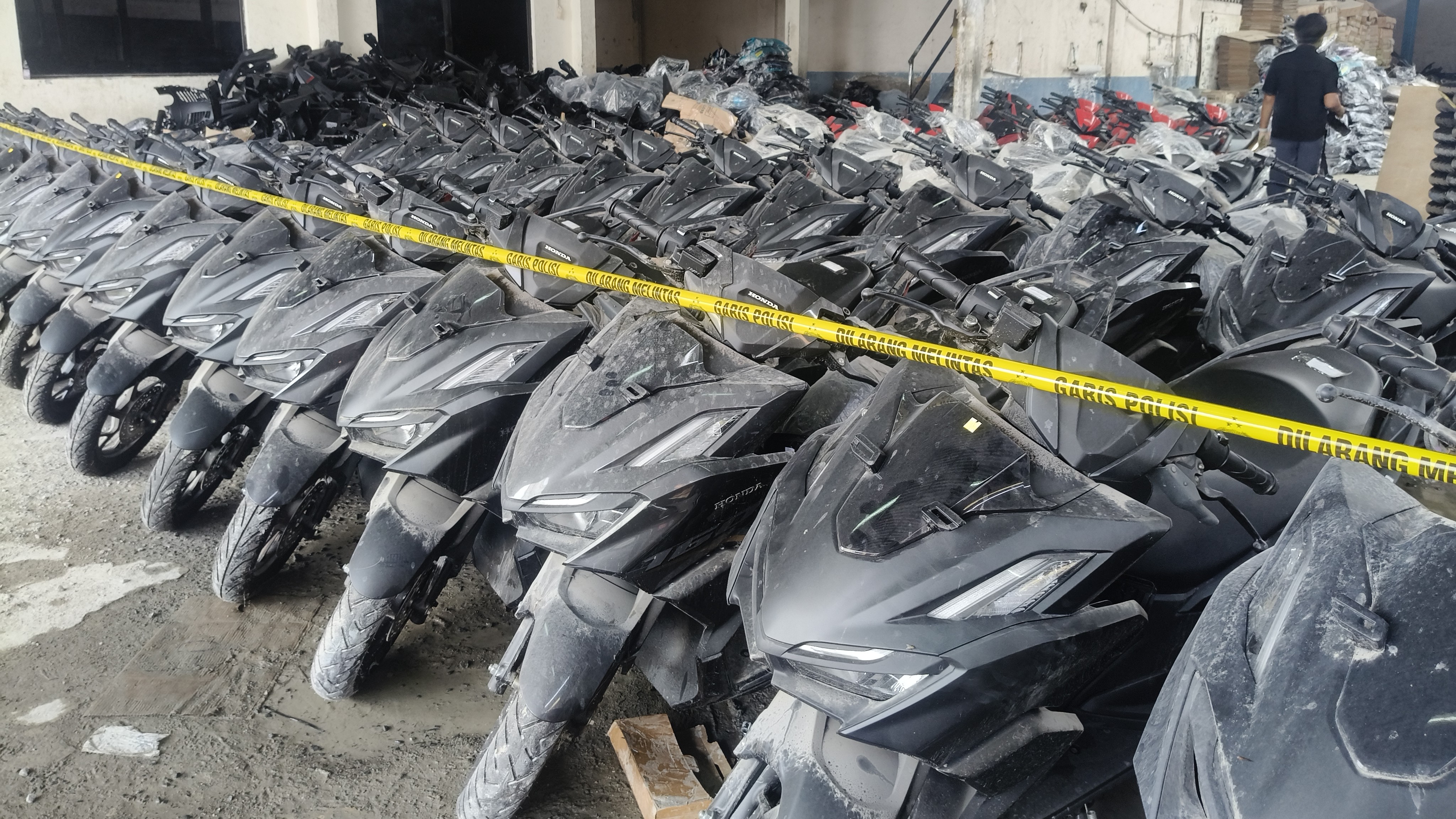 Terstruktur dan Masif! Begini Alur Distribusi Motor yang Disimpan Gudang Penadah di Kemandoran