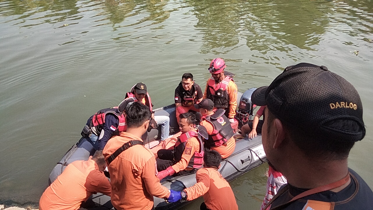 Jasad Perempuan Bernama Rosi Happy Septiana Ditemukan Tak Bernyawa di Sungai Karah, Ada Luka Lebam di Tangannya