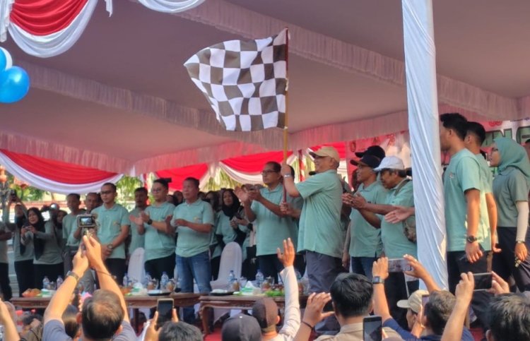 Koperasi Jadi Tulang Punggung Ekonomi, Ribuan Warga Ngawi Meriahkan Jalan Sehat dan Pameran UMKM