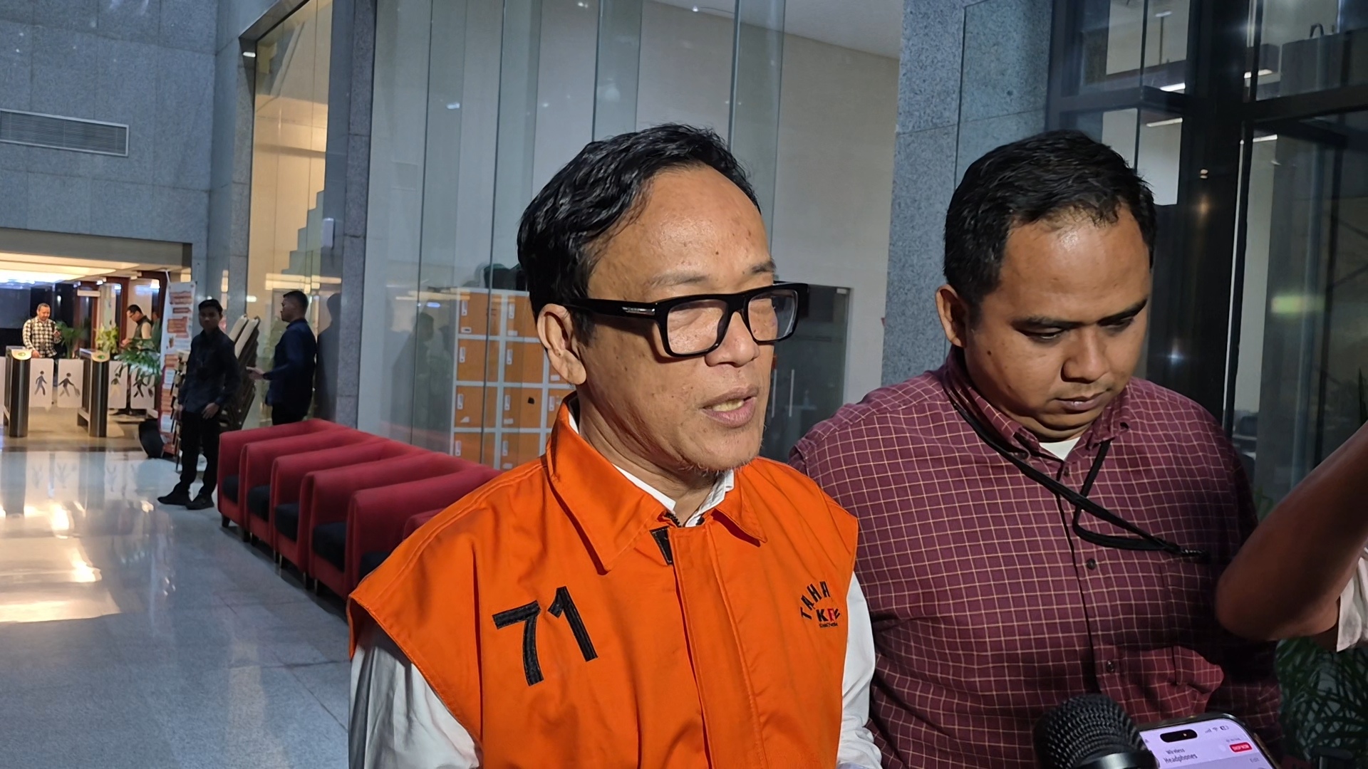 Bantah 4 Handphone yang Disita KPK Miliknya, Immanuel Ebenezer: Punya Pembantu Saya