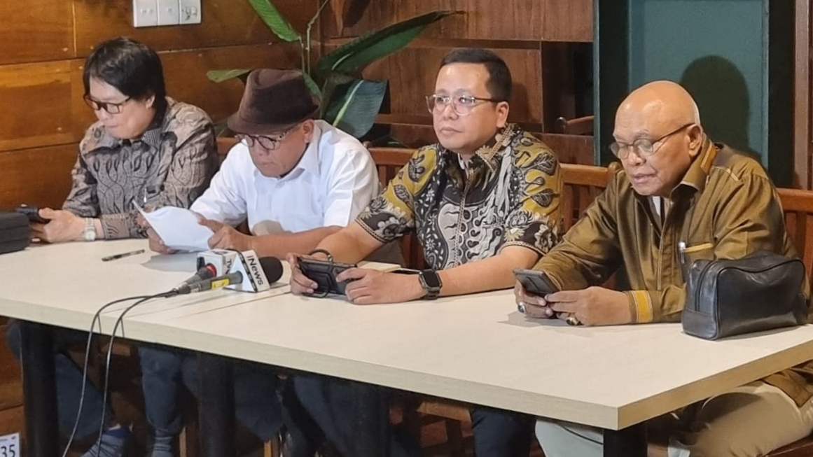 Satgas PHK Dikritisi, Jampidsus Febrie Dilaporkan ke Prabowo!