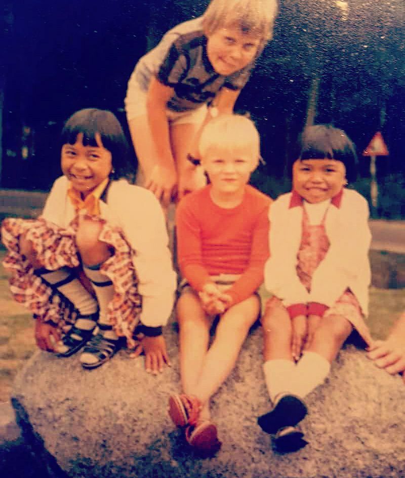 Mijn Roots Mencari Orang Tua Kandung: Menyambung Kisah Sumi Kasiyo  (70)