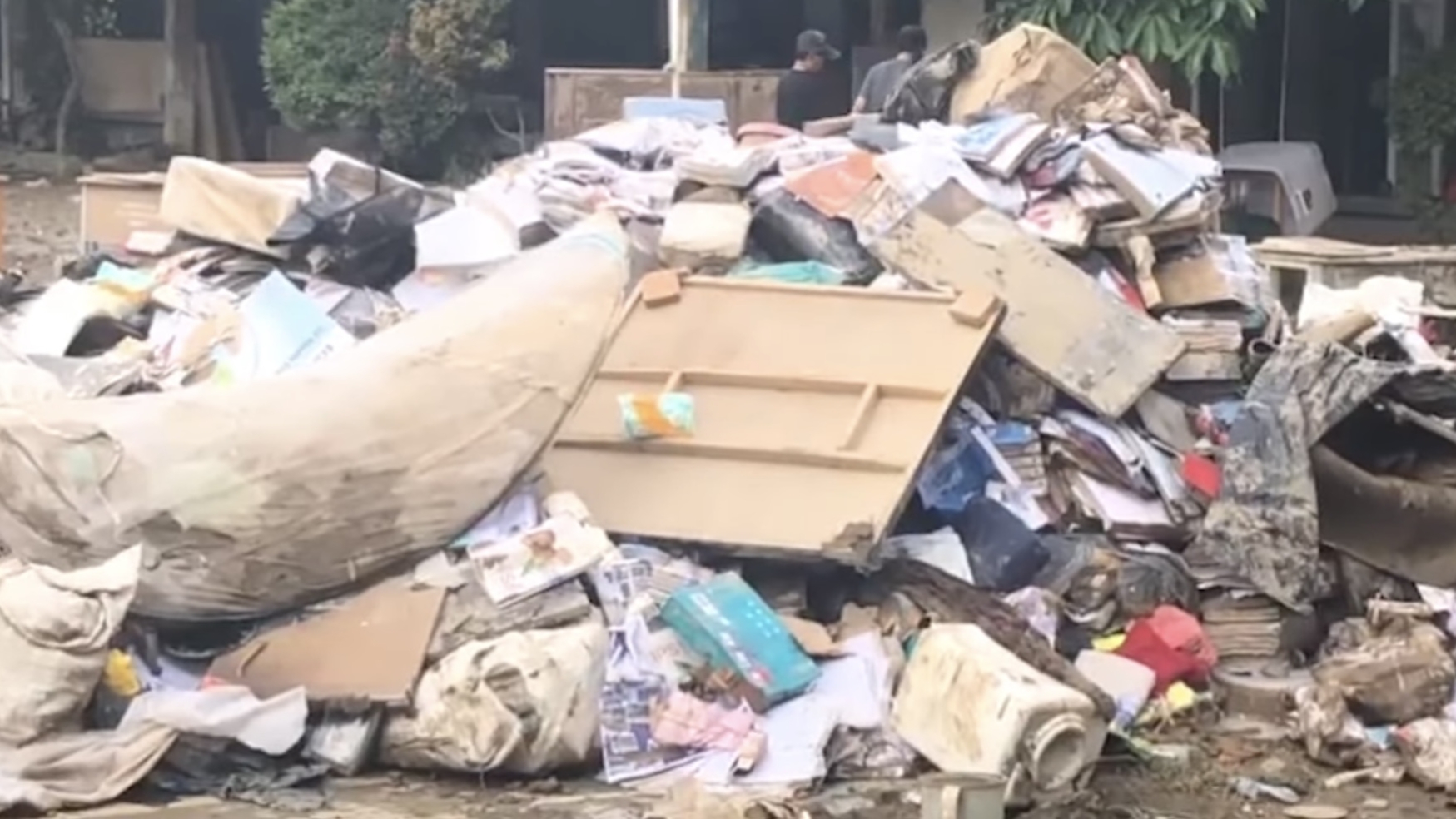 DLH Kota Bekasi Angkut 5.538 Ton Sampah Pasca Banjir