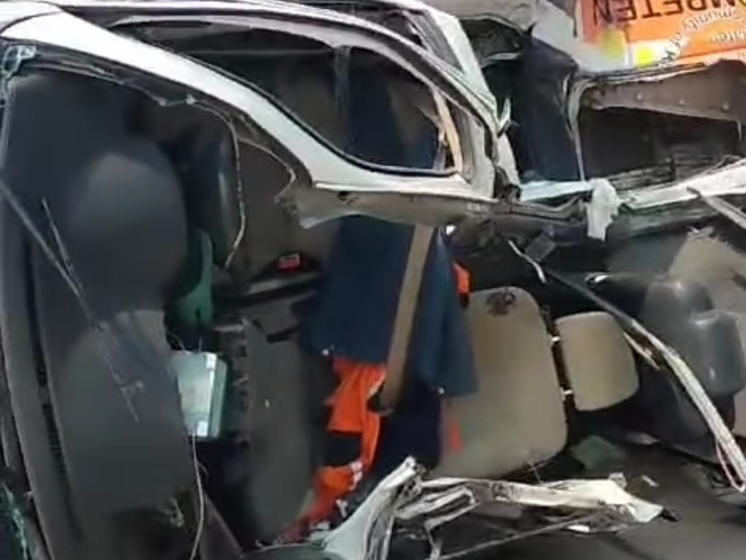 Dugaan Penyebab Hingga Kecepatan Mobil Ambulans DSH Laka Maut di Tol Semarang