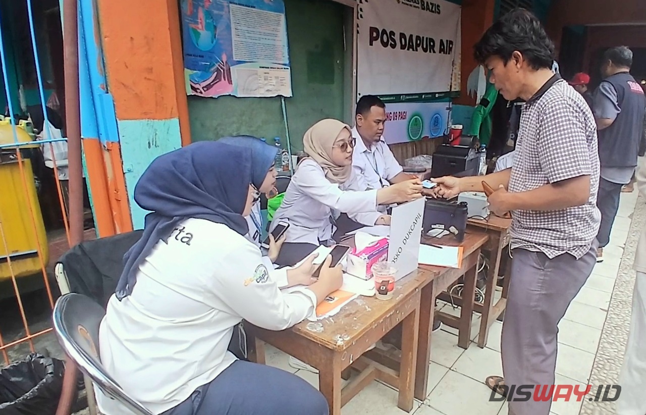 Dukcapil Buka Posko Layanan bagi Korban Kebakaran Kemayoran