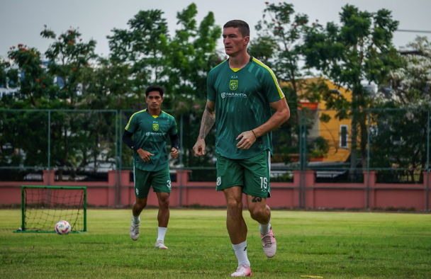 Slavko Damjanovic Pemain Terbaik Persebaya September 2024: Terima Kasih, Bonek! 