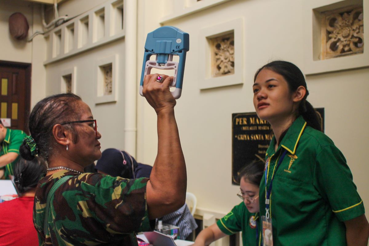 Sambut Dies Natalis ke-13, Skrining Tiroid Gratis FK UKWMS dihadiri 300 Peserta Lebih