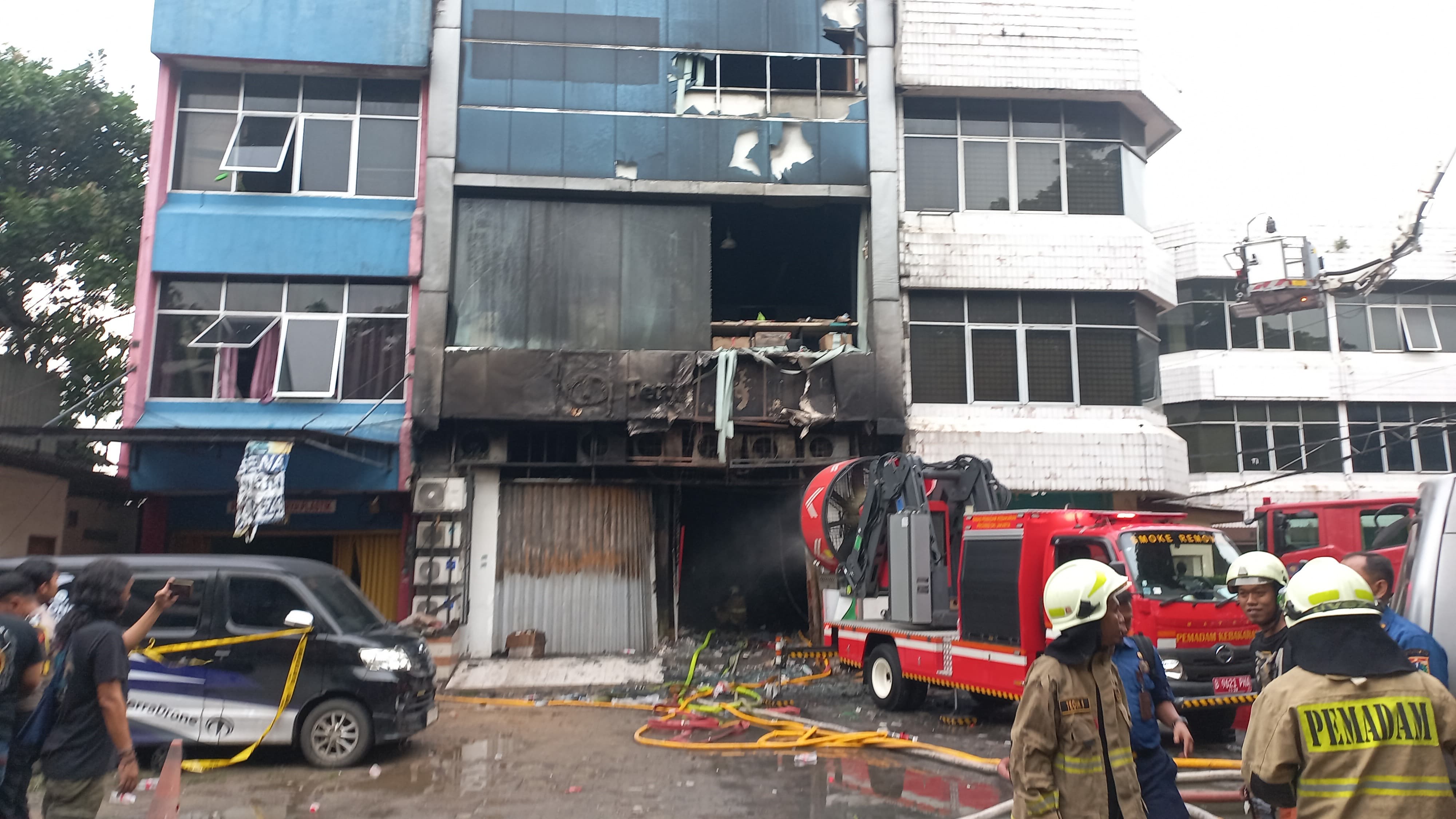 5 Fakta Kebakaran Gedung Terra Drone di Kemayoran, Terdengar Ledakan hingga Minimnya Jalur Evakuasi 