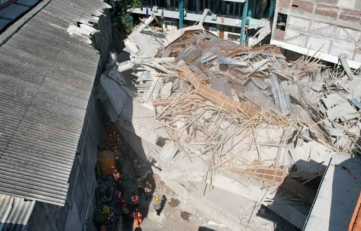 APBN untuk Bangun Kembali Ponpes Al-Khoziny, DPR Desak Perlindungan Komprehensif, Bukan Hanya Pasca Bencana