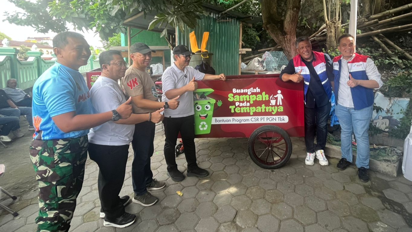 PGN Serahkan 50 Gerobak Sampah dan Insinerator: Dukung Pengelolaan Sampah di Yogyakarta
