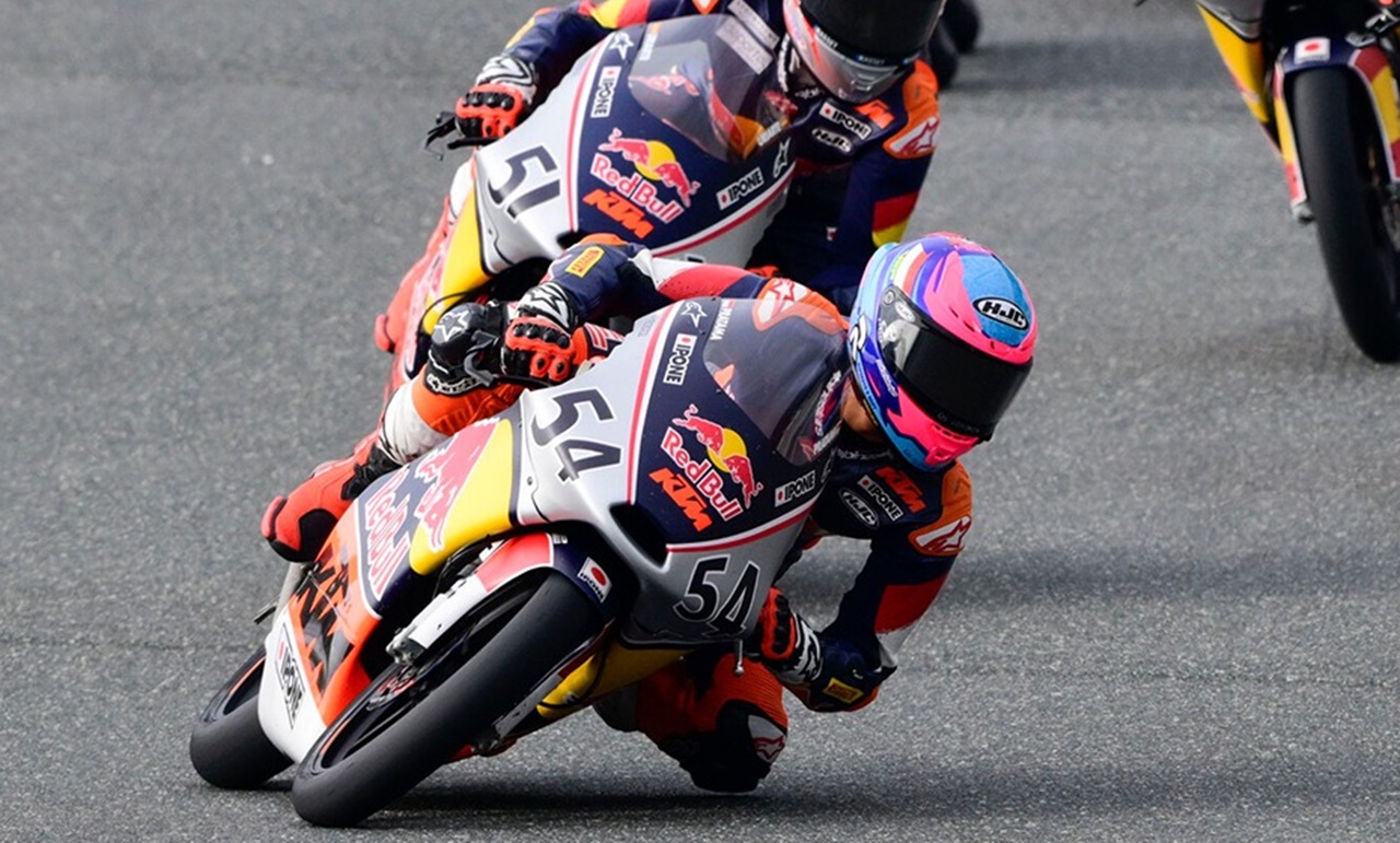 Bikin Bangga! Veda Ega Pratama Raih Gelar Runner Up Red Bull Rookies Cup Indonesia