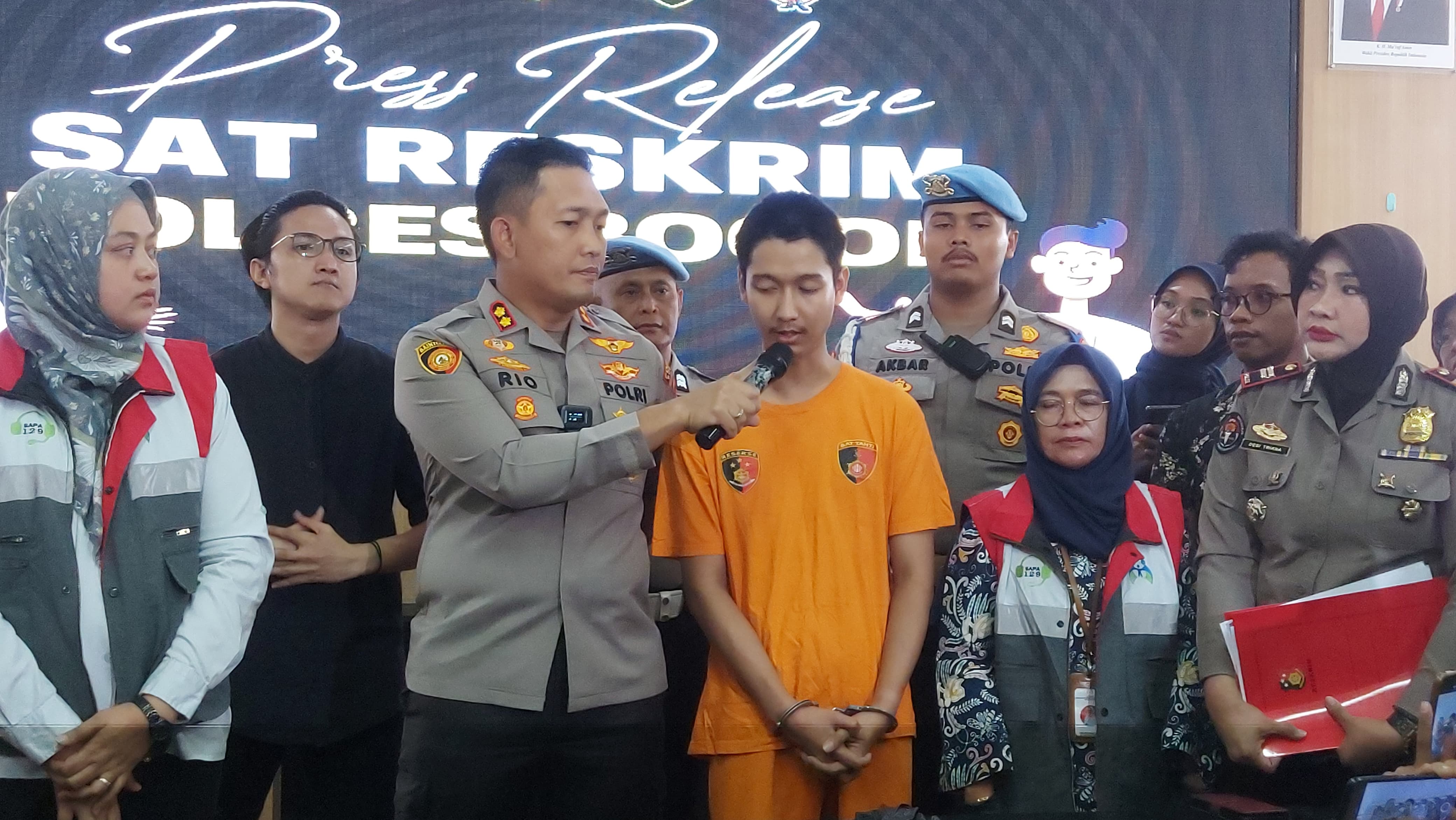 Miris! Ibunya Jadi Korban KDRT, Anak-anak Cut Intan Takut Bertemu Laki-Laki 