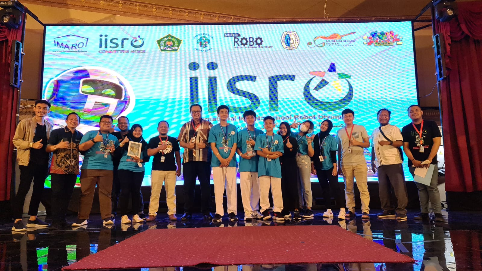 Keren, Siswa MI Pembangunan Ciputat Borong Medali International Islamic School Robot Olympiad 2022