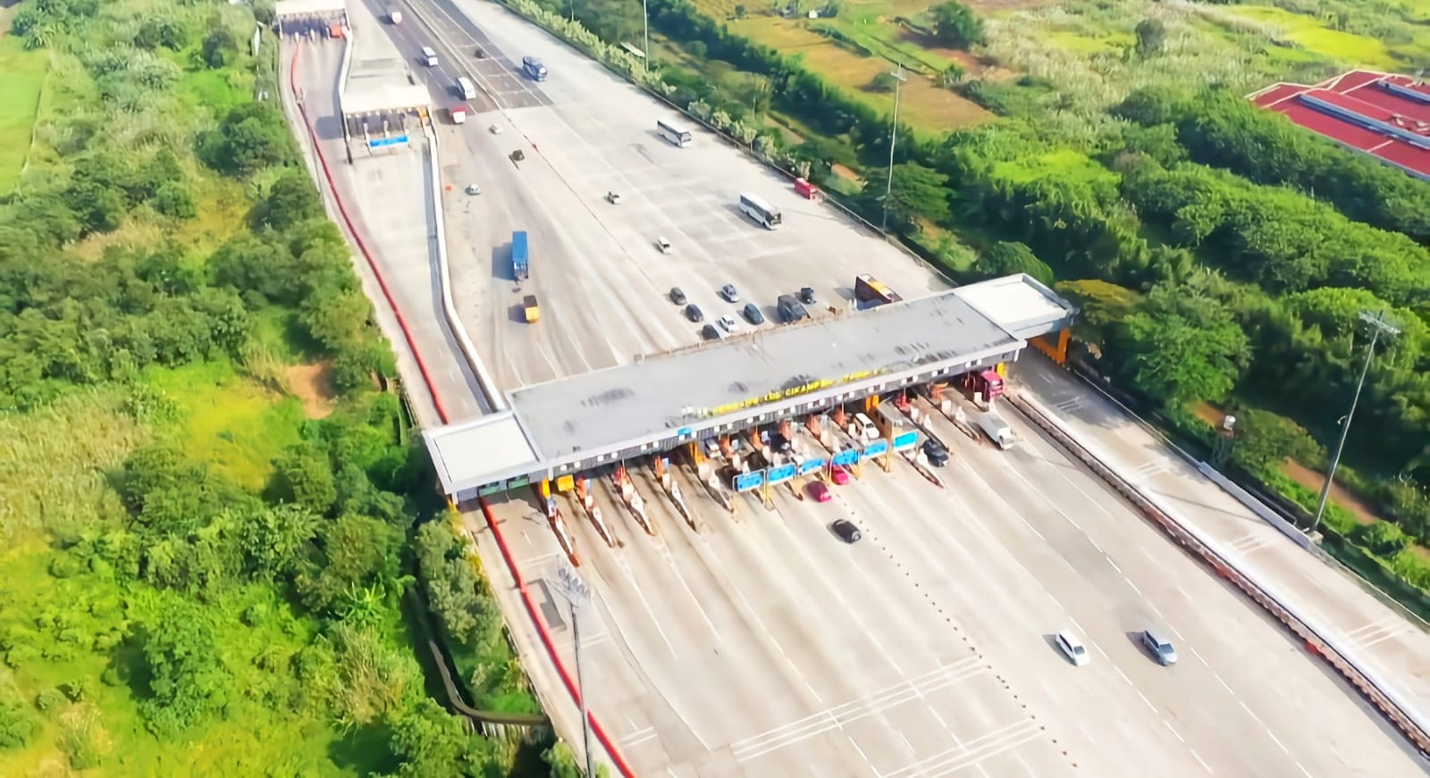 Long Weekend Waisak Padat, Jasa Marga Berlakukan Contraflow di Jagorawi