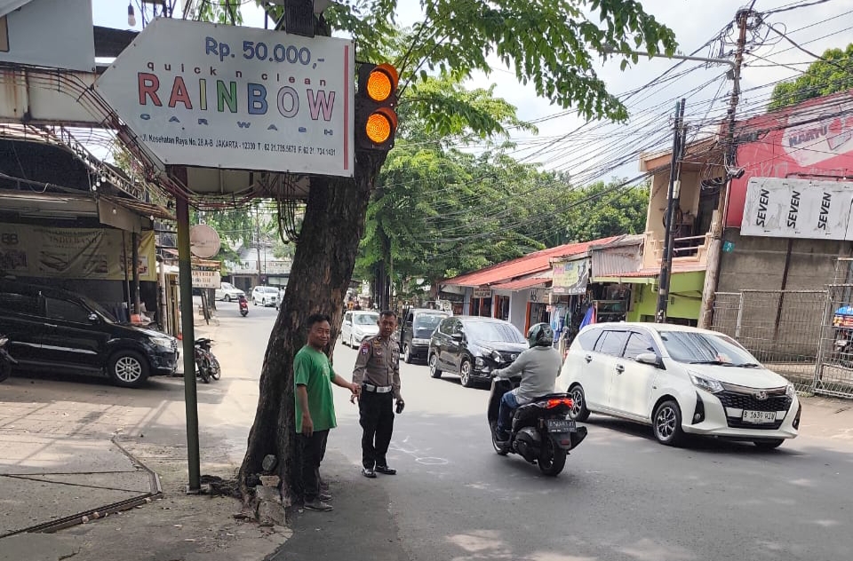 Saksi Ungkap Kecelakaan Tunggal Gary Iskak di Bintaro: Tak Pakai Helm, Motor Tabrak Pohon
