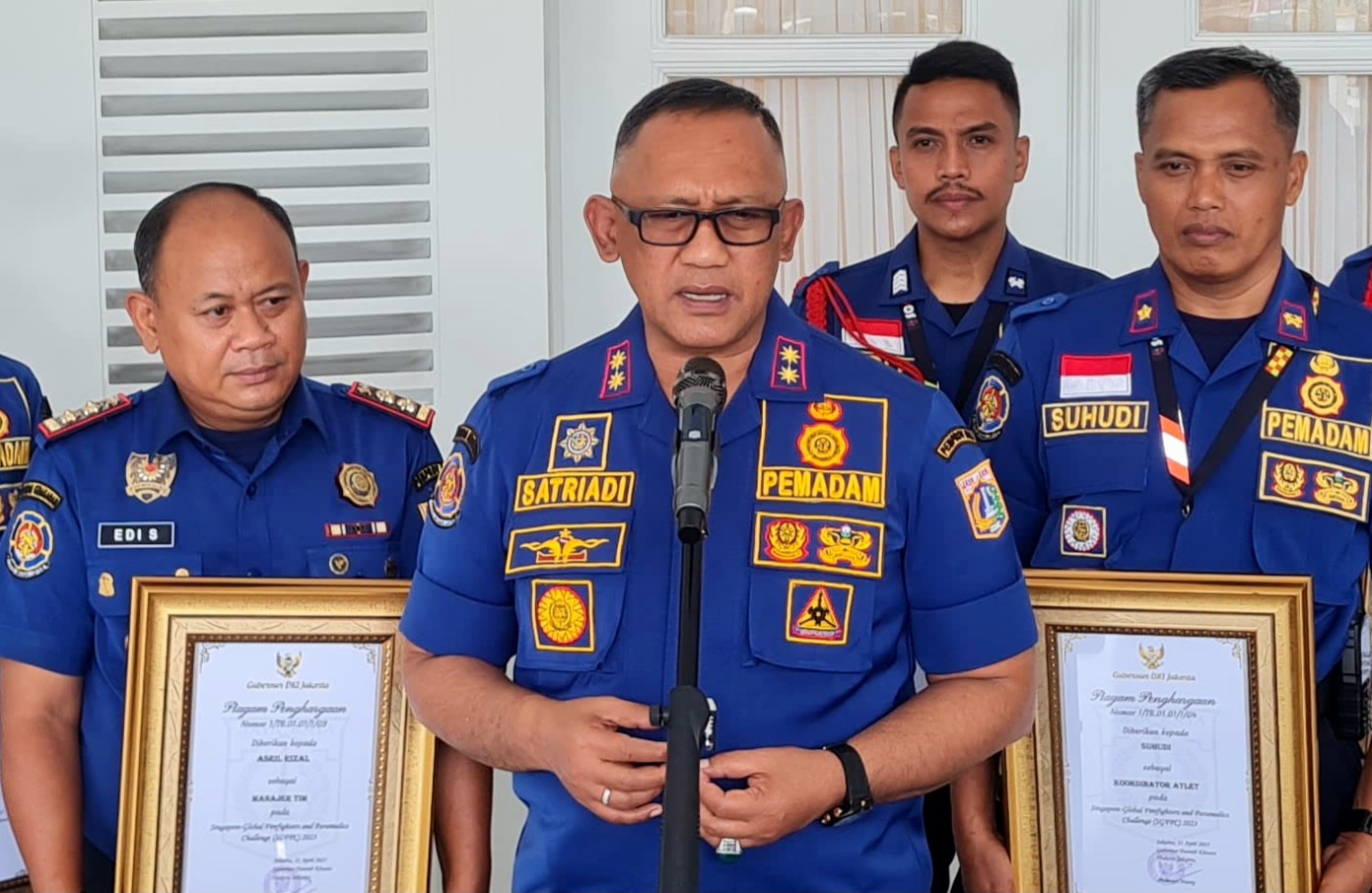 Gaji Petugas Damkar di Jakarta Naik Rp1 Juta, Tiap Bulan Kantongi Rp6,4 Juta