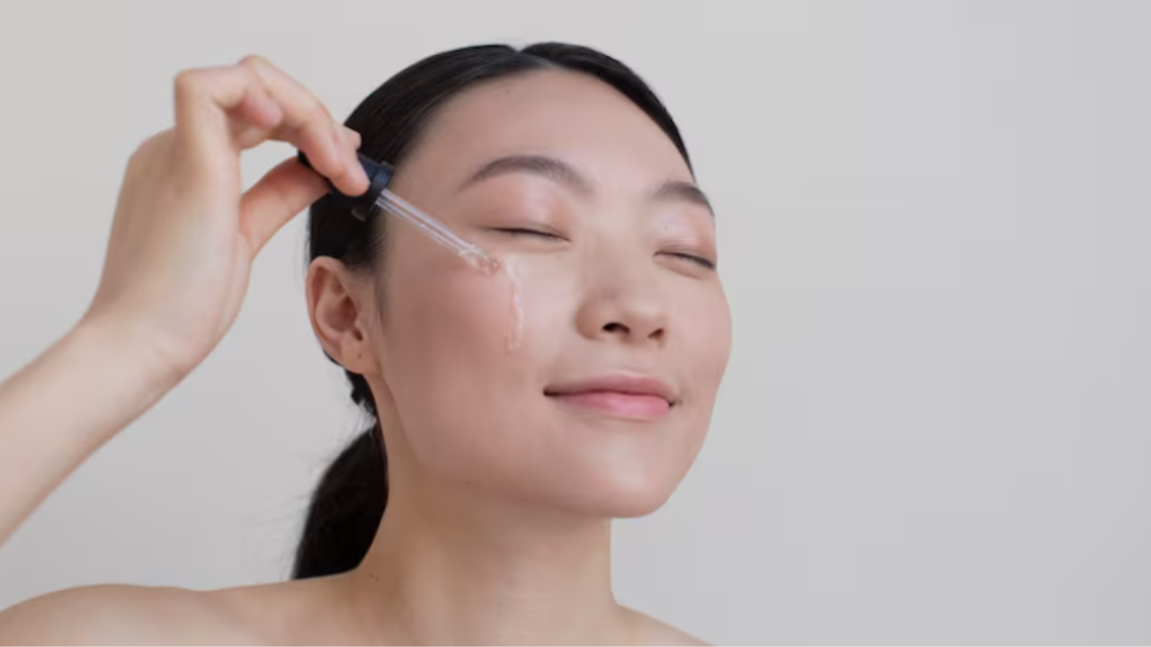 Kulit Kusam, Gampang Berminyak, dan Mulai Muncul Garis Halus? Ini Serum Booster yang Dibutuhkan Kulitmu Sekarang