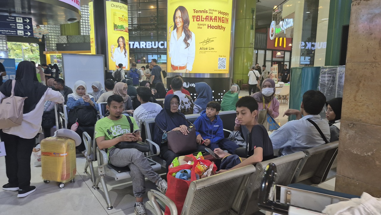 KAI Layani 50 Ribu Lebih Penumpang Jelang Idul Fitri, Di antaranya Penumpang Difabel