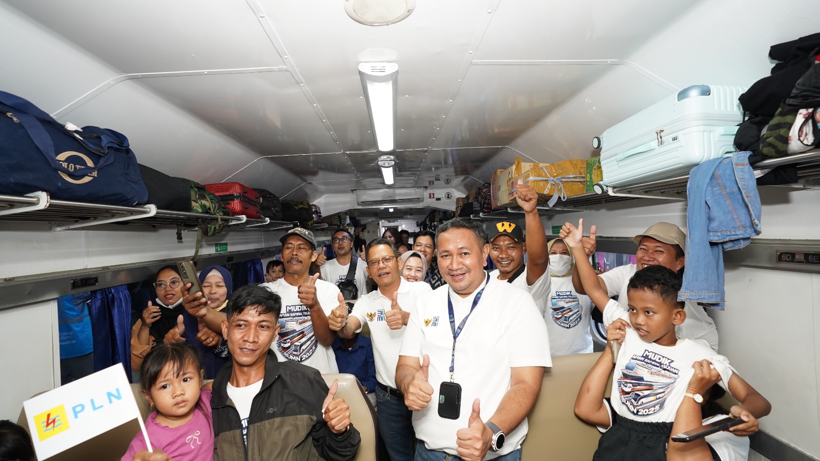 PLN Berangkatkan 6.750 Pemudik Kereta Api, Masyarakat Antusias